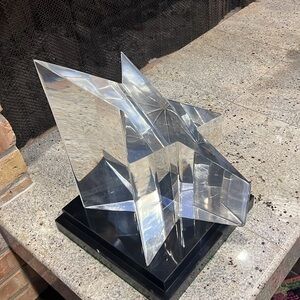 Steuben 3D Large Clear Lucite Star Sculpture with Custom Black Lucite Base